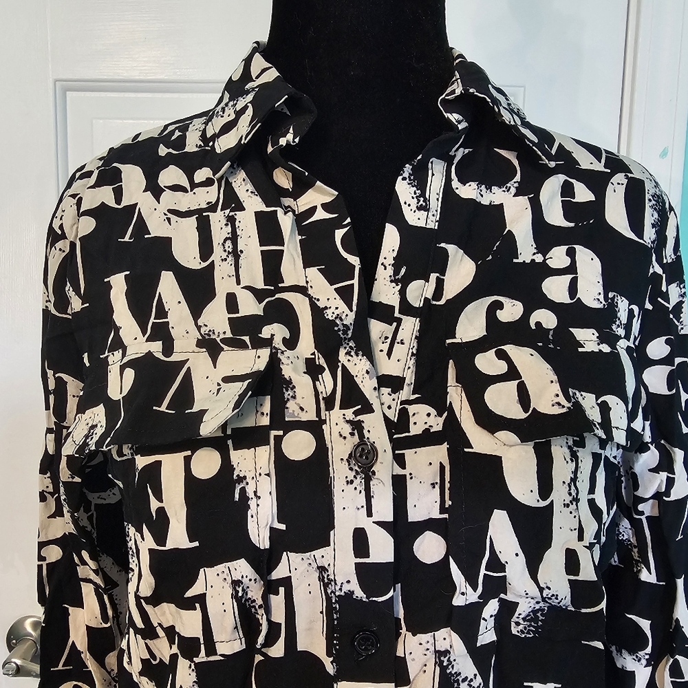 Milk & Honey Women's Black Button Down w/ Cream Letter Print Roll-up cuffs Sz S